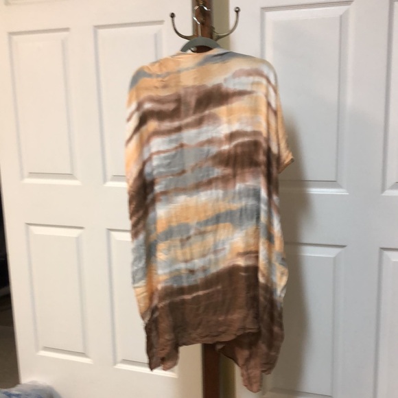 Kimono. One size. Cute for fall - Picture 2 of 3